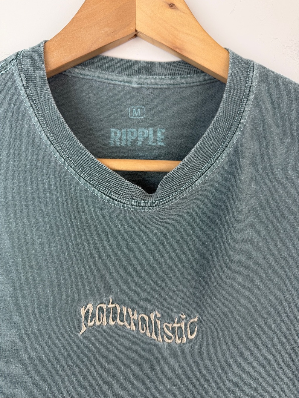 Ripple Sage Naturalistic Streetwear Skater Minimalist Graphic Tee Size Medium - Picture 4 of 4